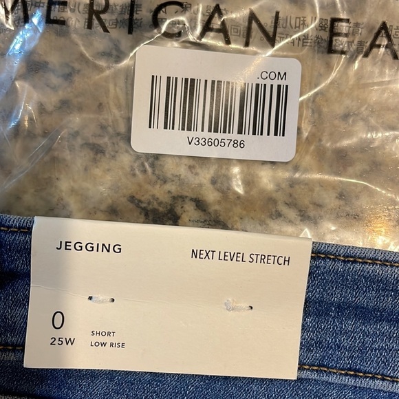 AMERICAN EAGLE SHORT LOW RIDE NEXT LEVEL STRETCH BRILL BLUE JEGGINGS - 0, 25W - Picture 6 of 7